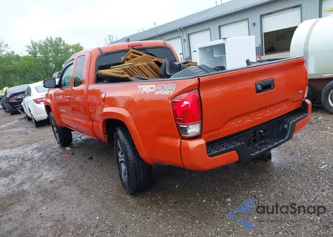 2016 Toyota Tacoma Sr5 V6/Trd Off Road/Trd Sport z USA, uszkodzony, nr VIN 5TFSZ5AN0GX042336